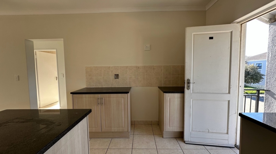 2 Bedroom Property for Sale in Heritage Park Western Cape